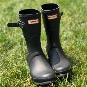 Mid-calf HUNTER short boots 👢